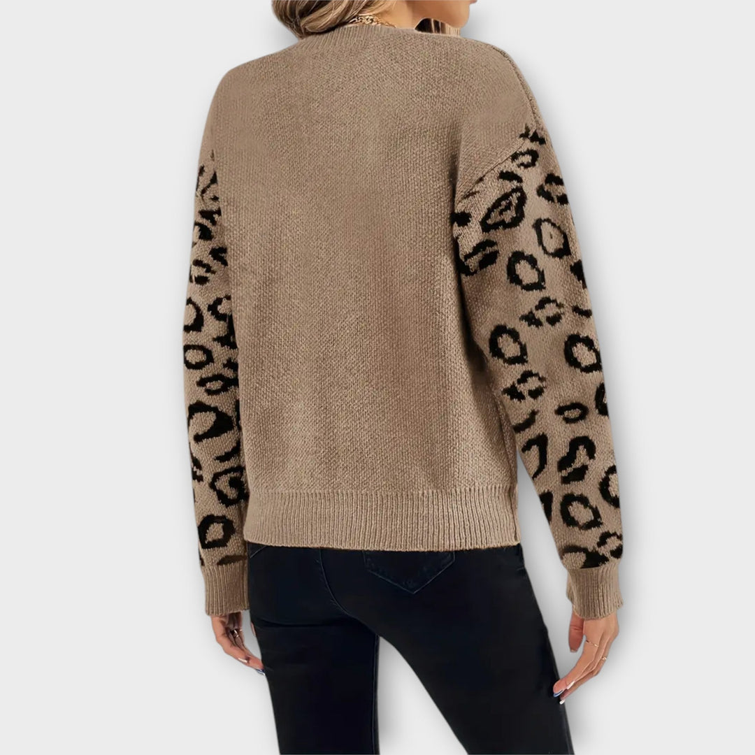 Sabrin - Casual Sweater with Leopard Design