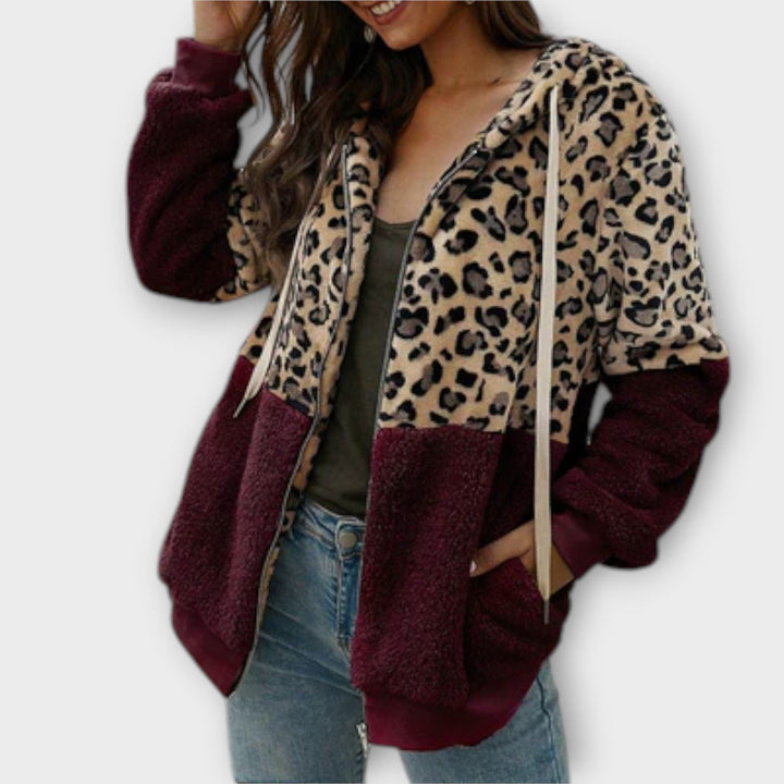 Lea - Fleece Hoodie with Leopard Print