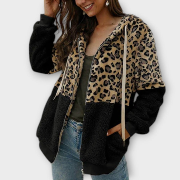 Lea - Fleece Hoodie with Leopard Print